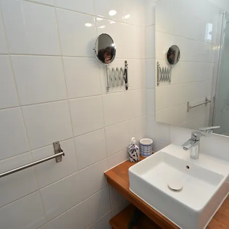 In With Private Pool And Airco Comps (Gard)