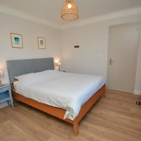 Villa In With Private Pool And Airco Comps (Gard)