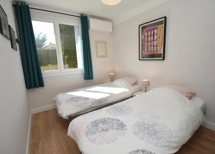 In With Private Pool And Airco * Comps (Gard)